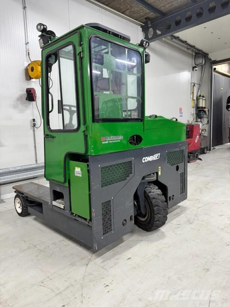 Combilift C 4000 E Carregadores laterais
