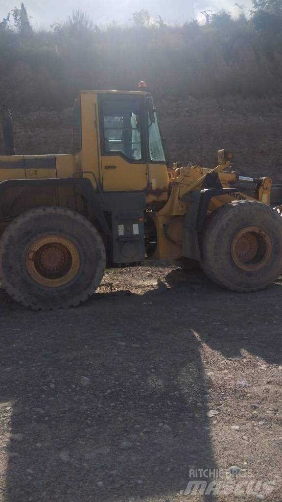 Komatsu WA 380-3H Pás carregadoras de rodas