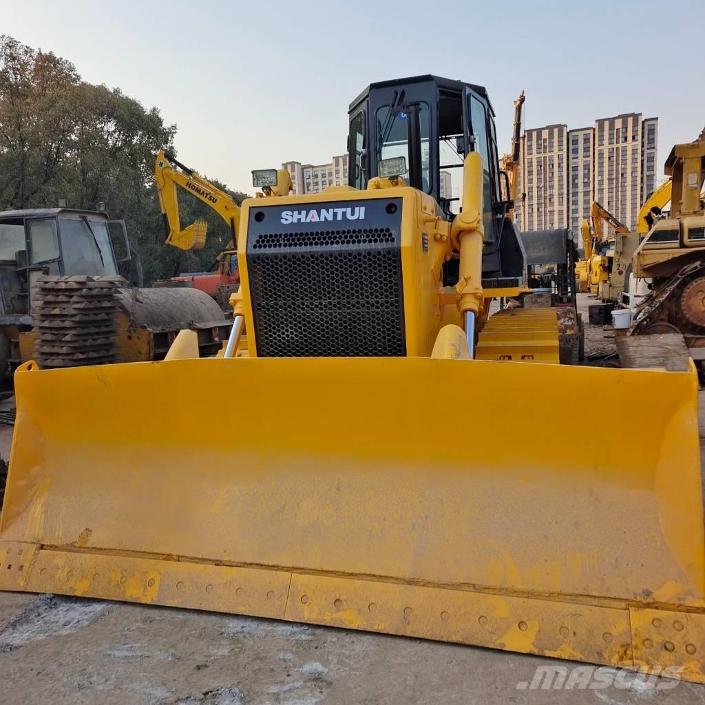 Shantui SD 16 Dozers - Tratores rastos