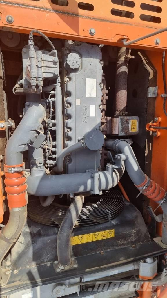 Doosan DX 225 LC Escavadoras de rastos
