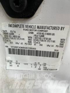 Ford F 350 Camiões estrado/caixa aberta