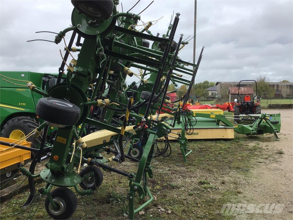 Krone Vendro 820 Ancinho virador