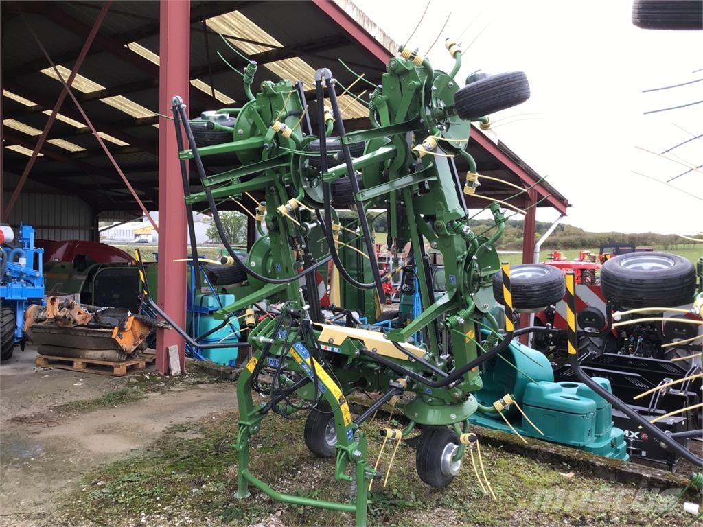 Krone Vendro 820 Ancinho virador