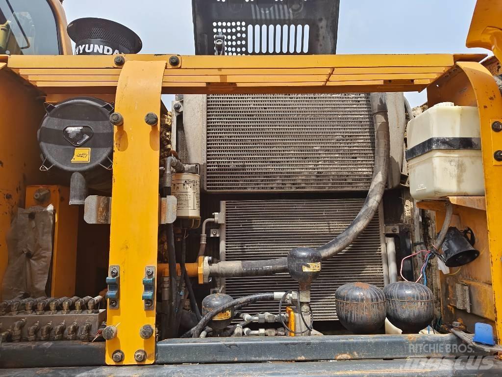 Hyundai R210W-9 Escavadoras de rodas