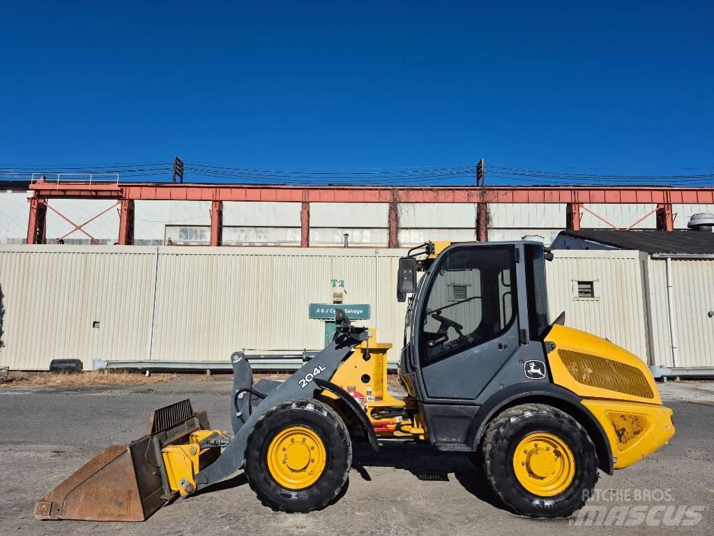 John Deere 204 L Pás carregadoras de rodas