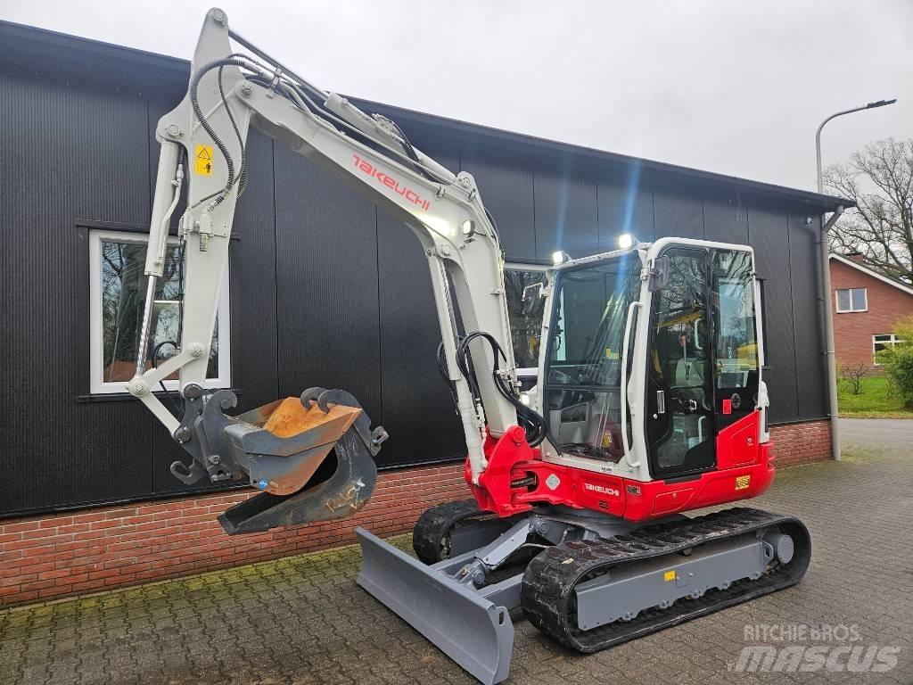 Takeuchi TB250-2 Manipuladores de resíduos / indústria
