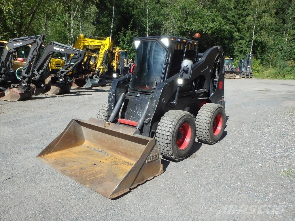 Bobcat S 300 Carregadoras de direcção deslizante