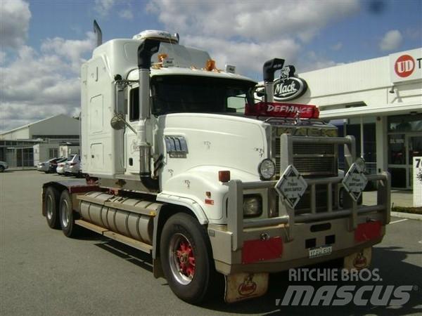 Mack Superliner Tractores (camiões)