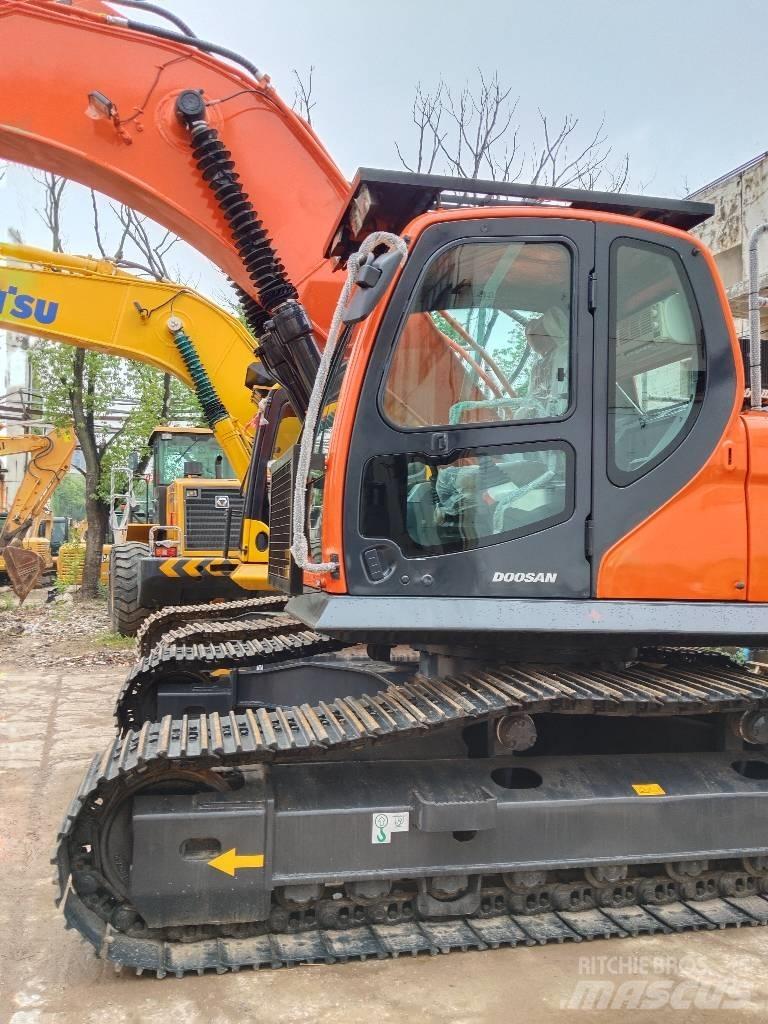 Doosan DX300 Escavadoras de rastos