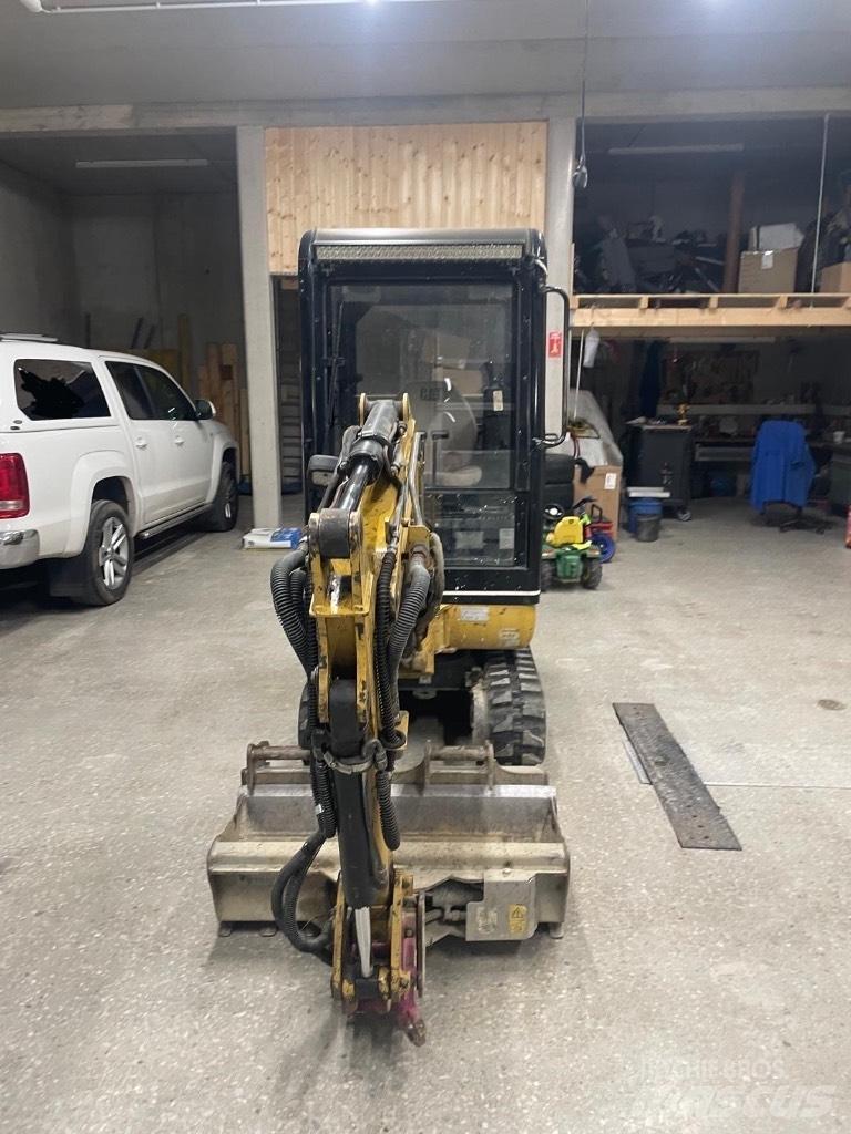 CAT 301.5 Mini Escavadoras <7t