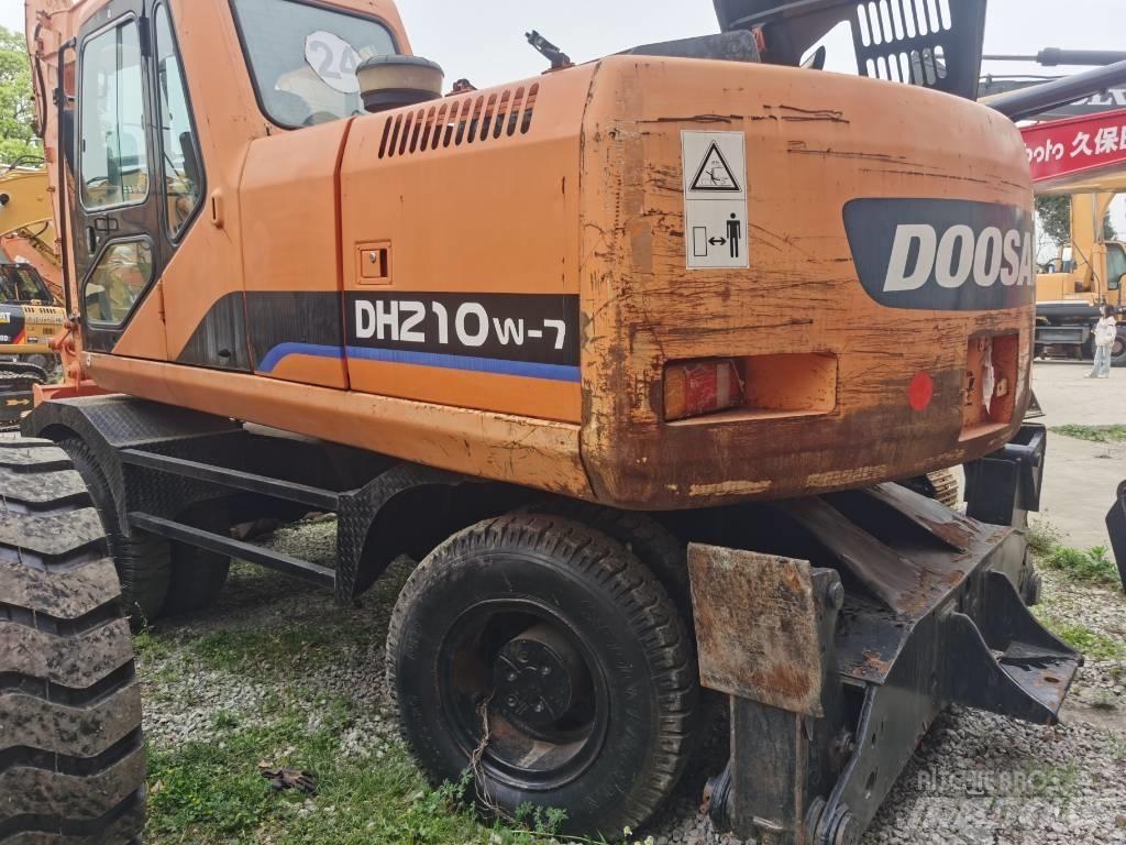 Doosan DH 210 W-7 Escavadoras de rodas