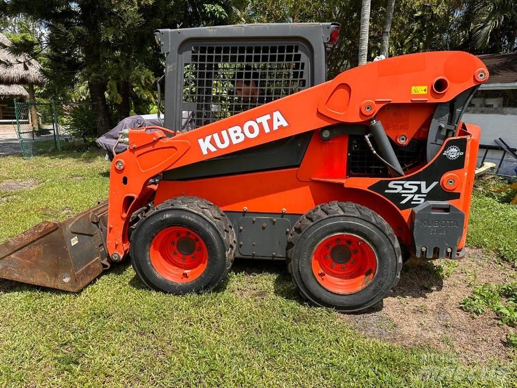 Kubota SSV 75 Carregadoras de direcção deslizante