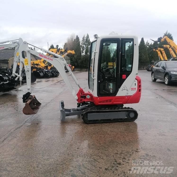 Takeuchi TB216 Mini Escavadoras <7t
