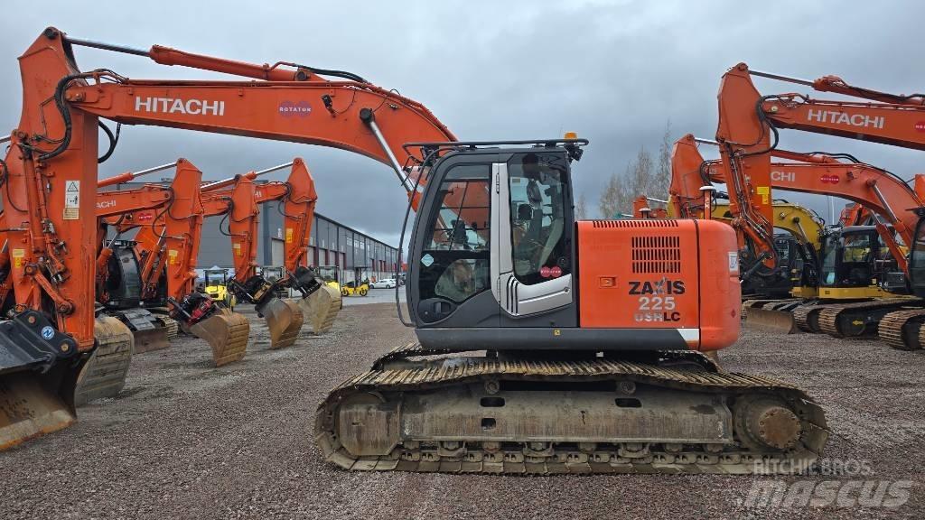 Hitachi ZX225USRLC-3 Escavadoras de rastos