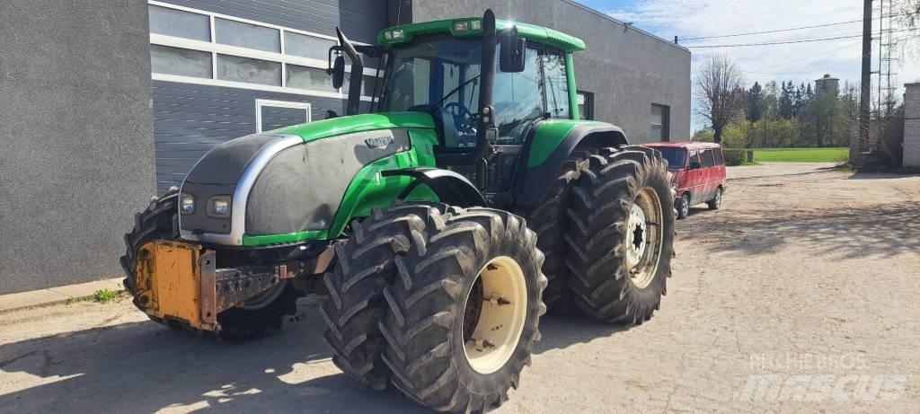 Valtra T180-4 Tratores Agrícolas usados