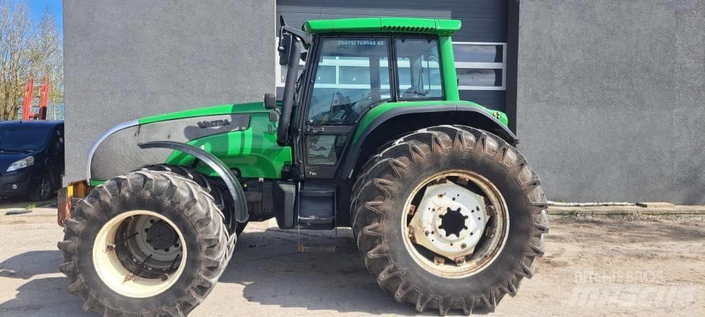 Valtra T180-4 Tratores Agrícolas usados