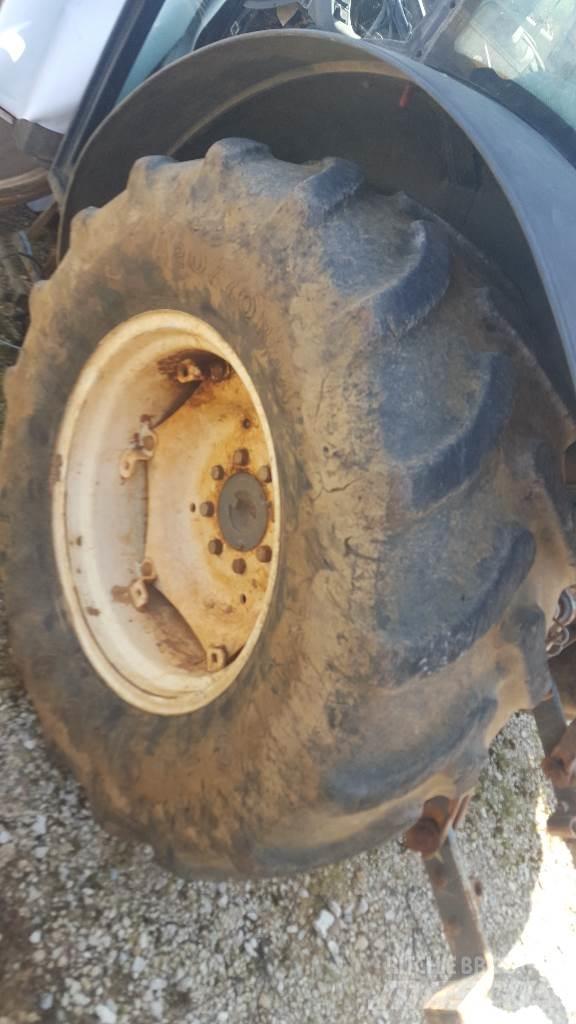  Pneus 420/70R24 Pneus Agrícolas