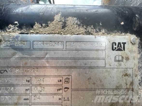 CAT 2548941 Baldes