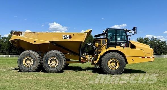 CAT 745 Camiões articulados