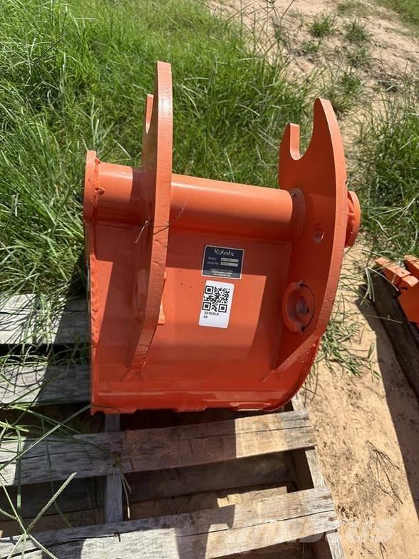 Kubota BT4584 Baldes
