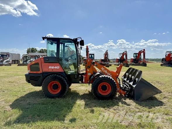 Kubota R640 Pás carregadoras de rodas