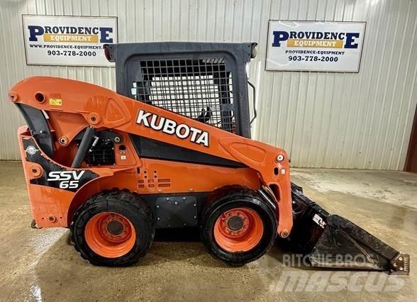 Kubota SSV65 Carregadoras de direcção deslizante