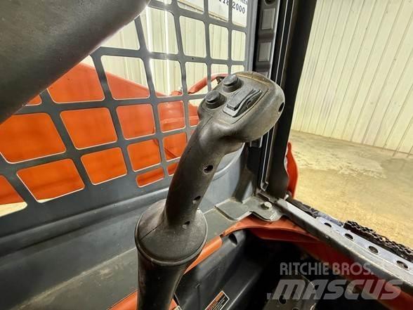 Kubota SSV65 Carregadoras de direcção deslizante
