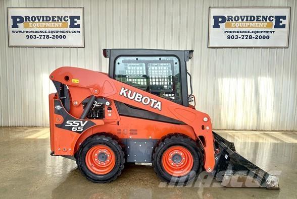 Kubota SSV65 Carregadoras de direcção deslizante