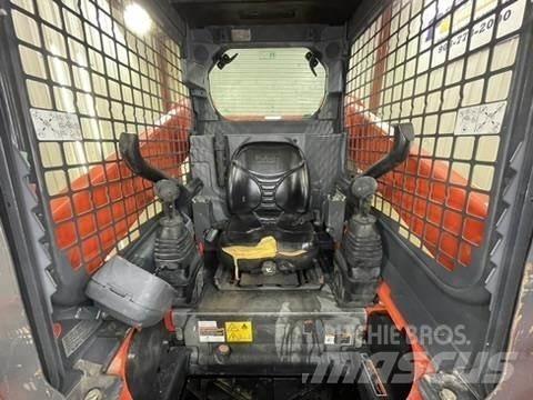 Kubota SSV75 Carregadoras de direcção deslizante