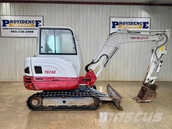 Takeuchi TB240 Mini Escavadoras <7t