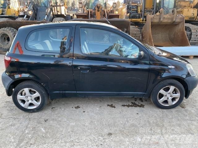 Toyota Yaris Carros Ligeiros
