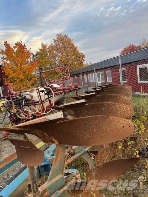 Överum CVL 682 H Charruas reversíveis