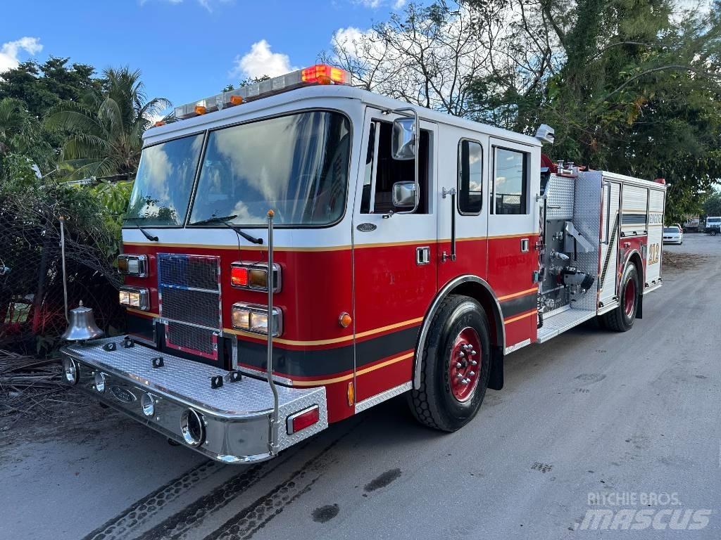  pierce saber Carros de bombeiros