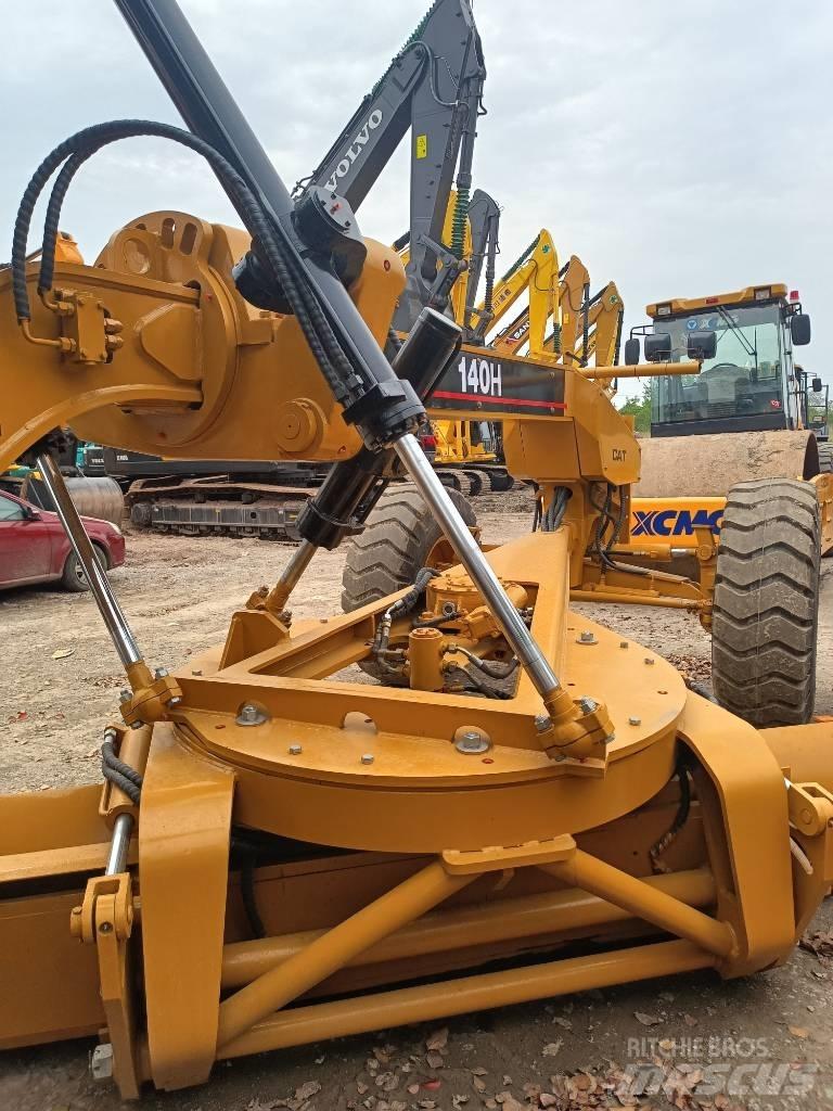 CAT 140 H Motoniveladoras