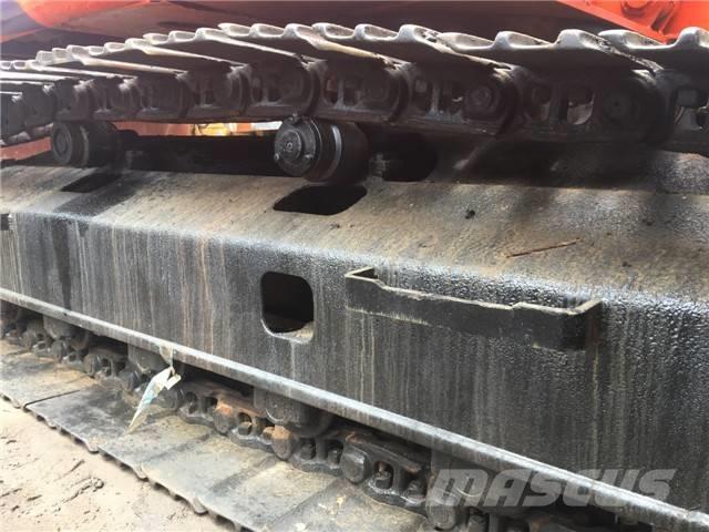 Hitachi EX 200 Escavadoras de rastos