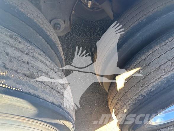 Utility 3000R Semi Reboques Isotérmicos