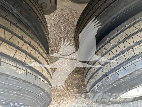 Utility 3000R Semi Reboques Isotérmicos