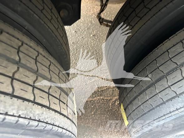 Utility 3000R Semi Reboques Isotérmicos