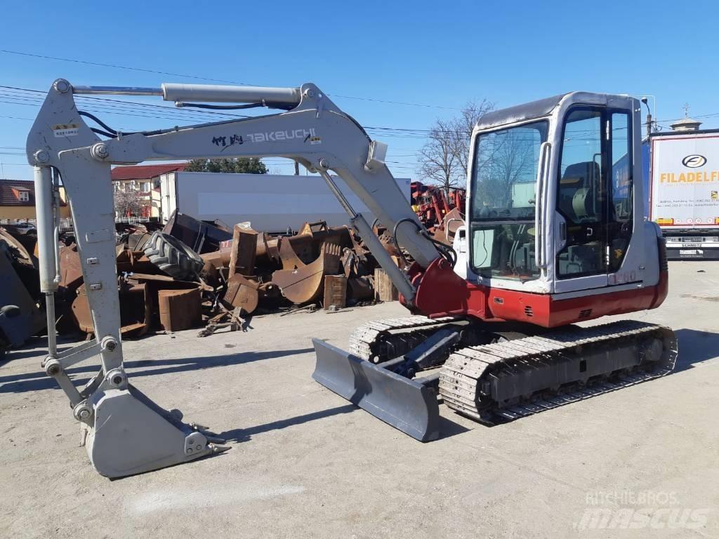 Takeuchi TB150C Mini Escavadoras <7t