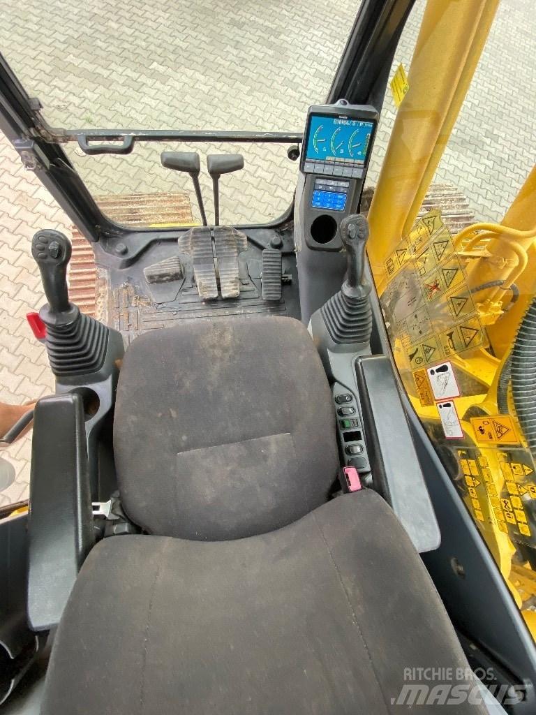 Komatsu PC 210 LC-8 Escavadoras de rastos