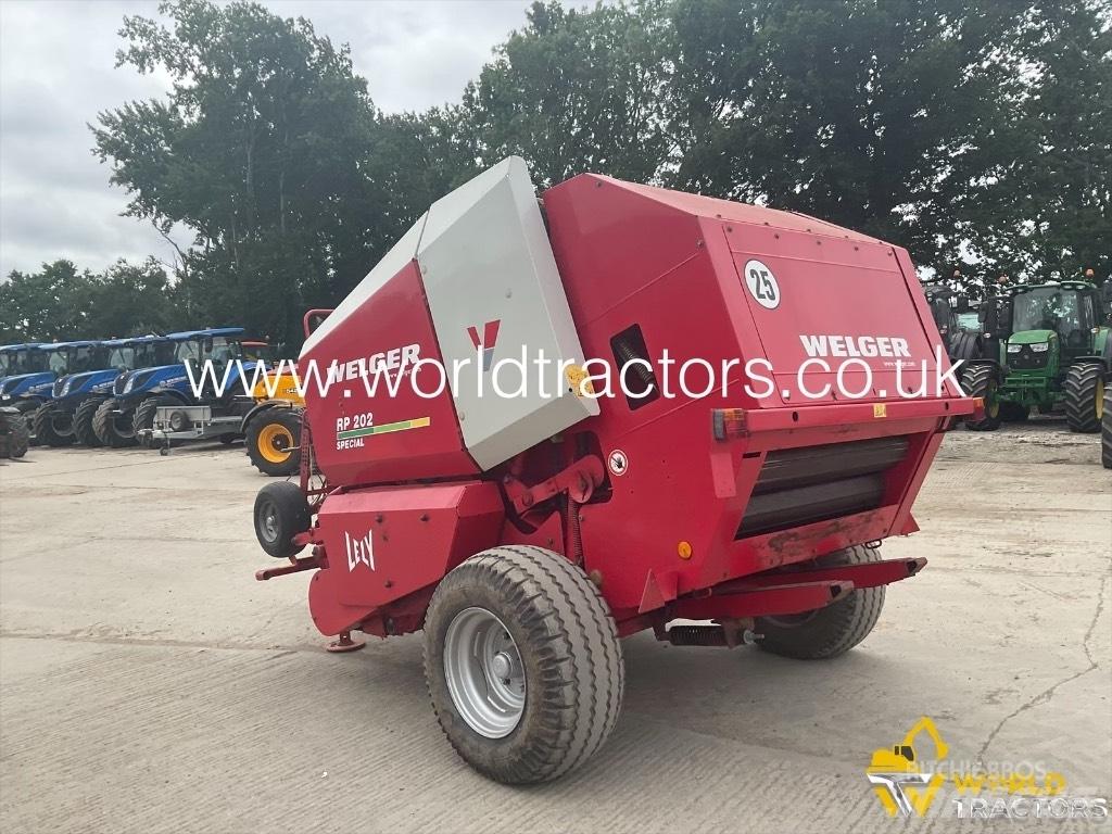 Lely WELGER RP202 Enfardadeira de rolos