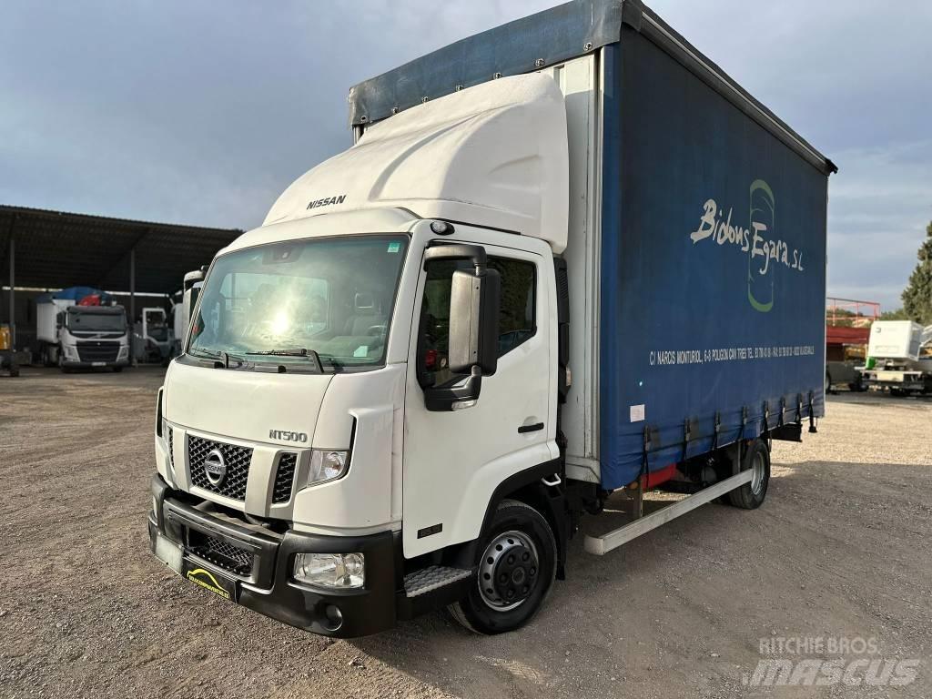 Nissan NT500 Pick up de caixa aberta