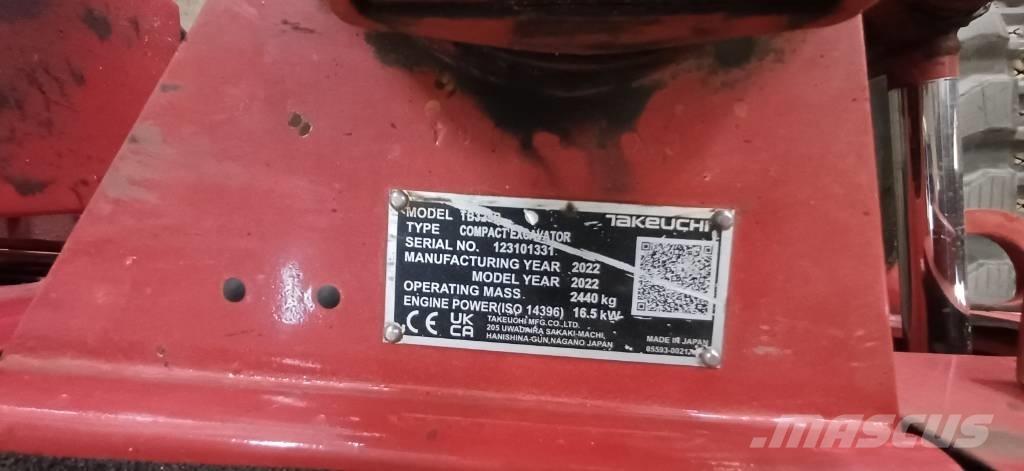 Takeuchi TB 325 R Mini Escavadoras <7t