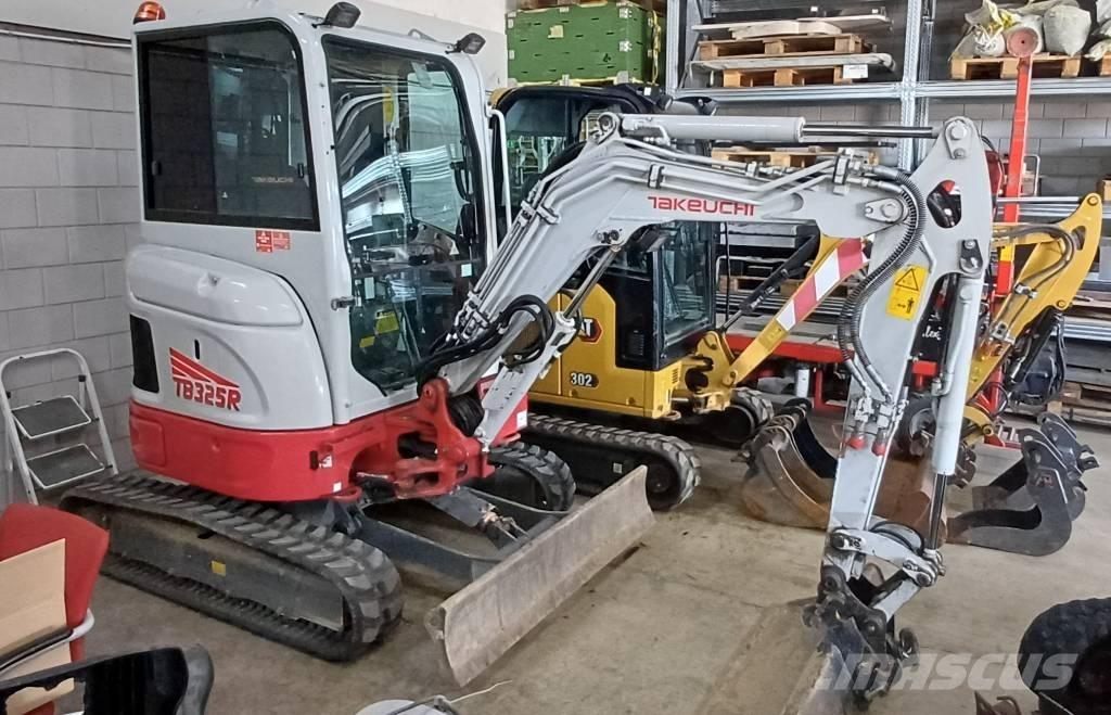 Takeuchi TB 325 R Mini Escavadoras <7t