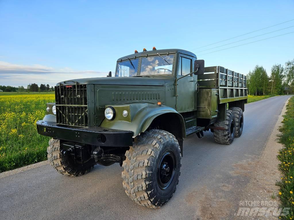 Kraz 255 B Camiões de guincho/estrado