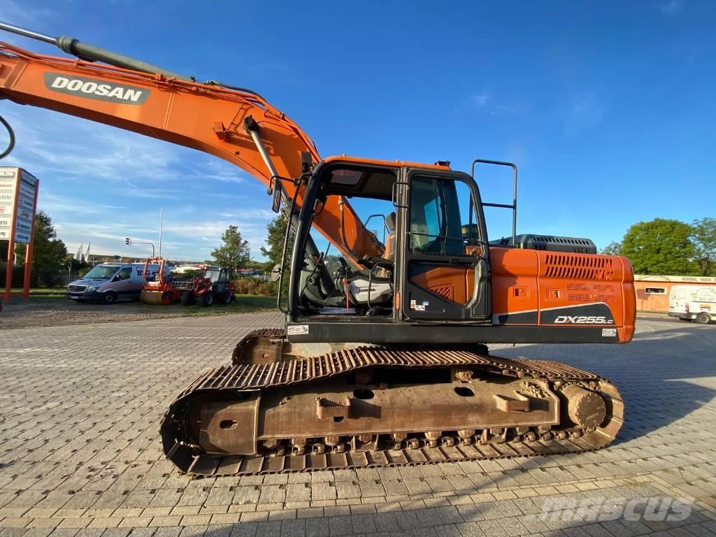 Doosan DX 255 LC-5 Escavadoras de rastos
