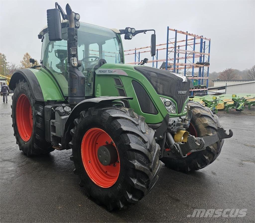 Fendt 724 Vario Tratores Agrícolas usados