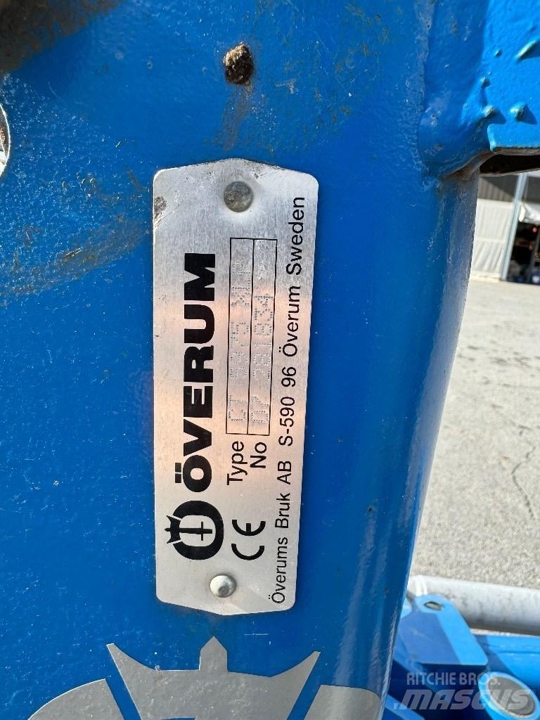 Överum CT 5975 XLP Charruas convencionais