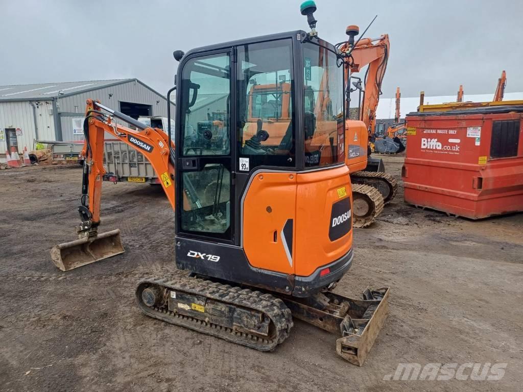 Doosan DX 19 Mini Escavadoras <7t