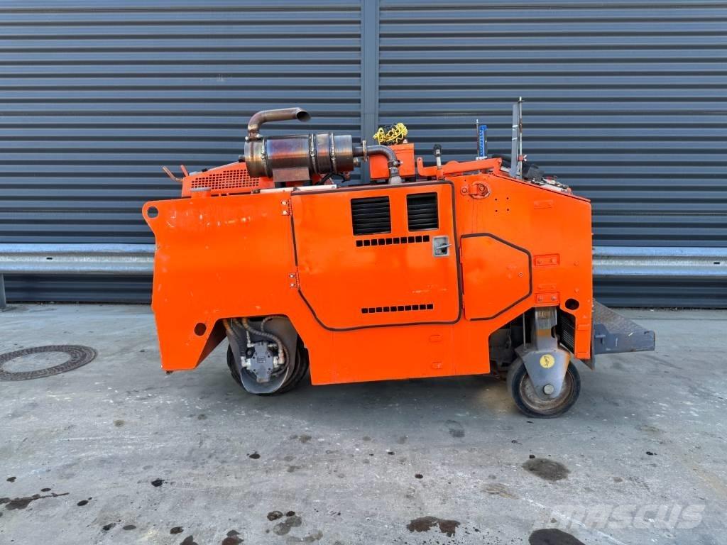 Wirtgen W 350 Fresadoras de asfalto